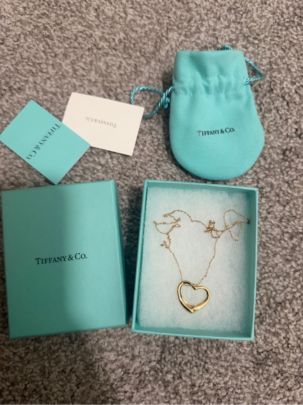 “Pre-loved” Authentic Tiffany & Co. Open Heart Pendant Necklace K18YG 5grams